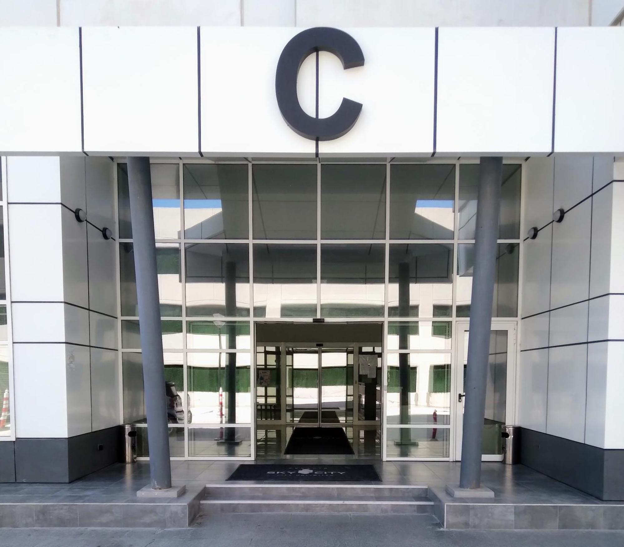 Cevahir Sky City Apartment-Spa & Fitness Center Skopje Eksteriør billede